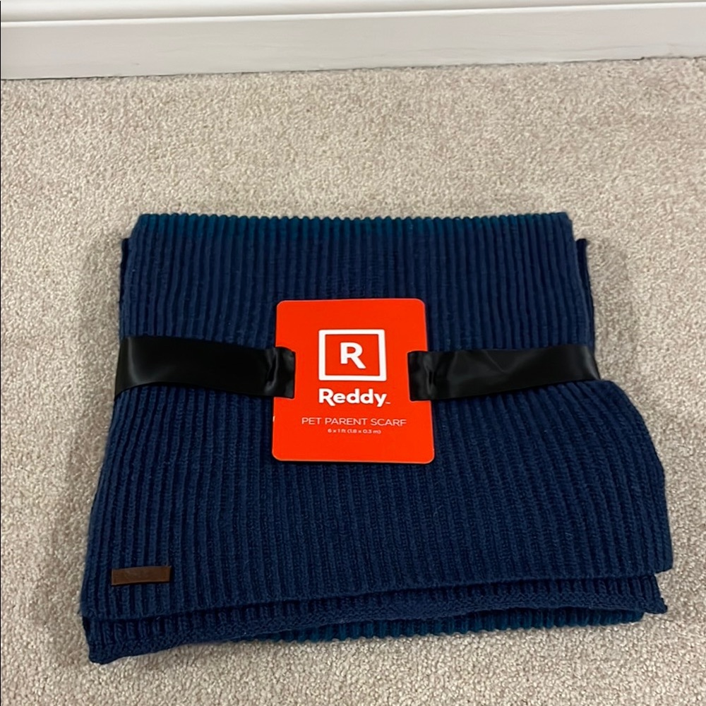Reddy Blue Pet Parent Scarf brand new w tags! unisex 6x 1 ft detailed